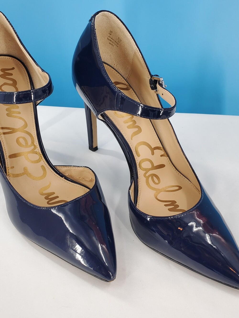 Sam Edelman navy pointed toe heels - Picture 10 of 12